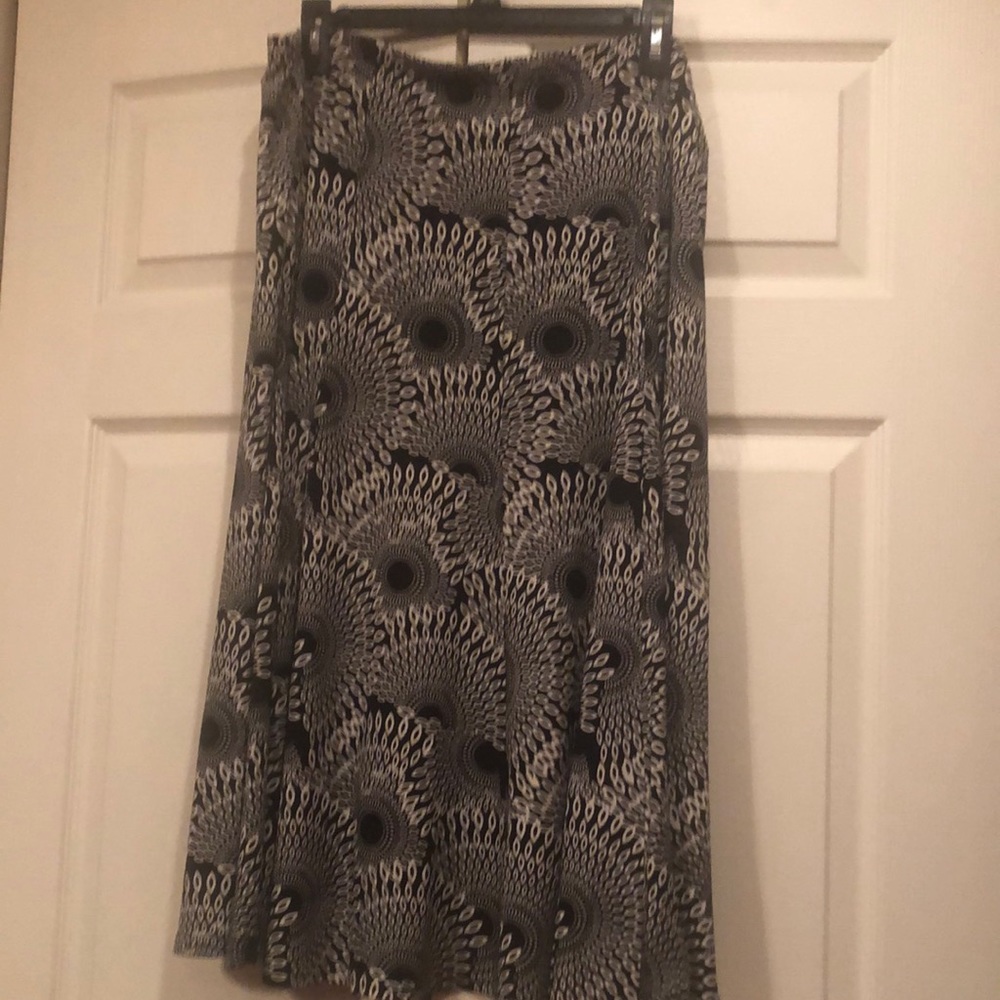 NTouch -Medium -Black/White -Polyester/Spandex Skirt